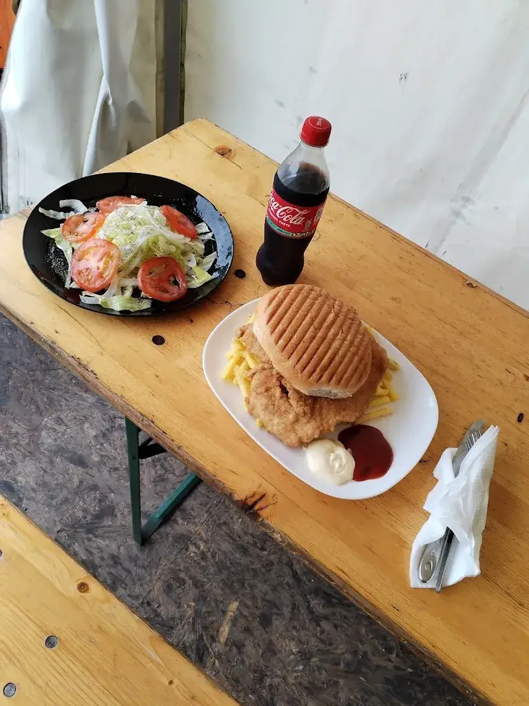 Goran Milješić_TAM Imbiss_Siezenheim_avis