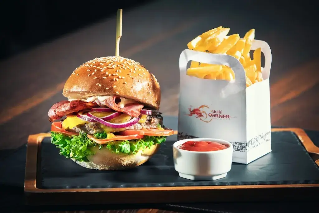 Bulls' Corner_Siezenheim_slider_image_2