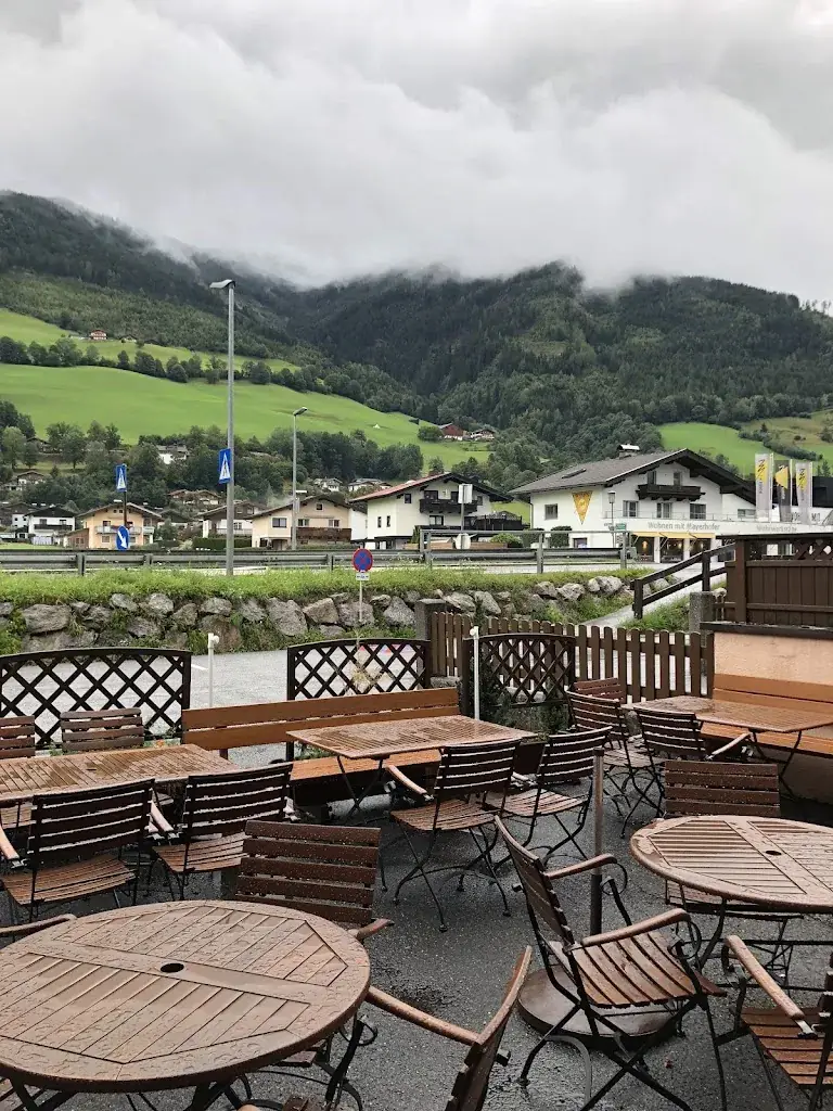 Pizzeria Restaurant Hörfarter_Stuhlfelden_slider_image_1