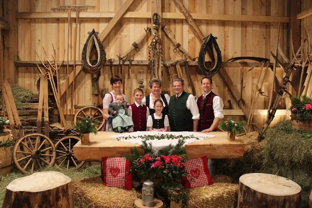 Wimmer-Alm_Taugl_slider_image_1