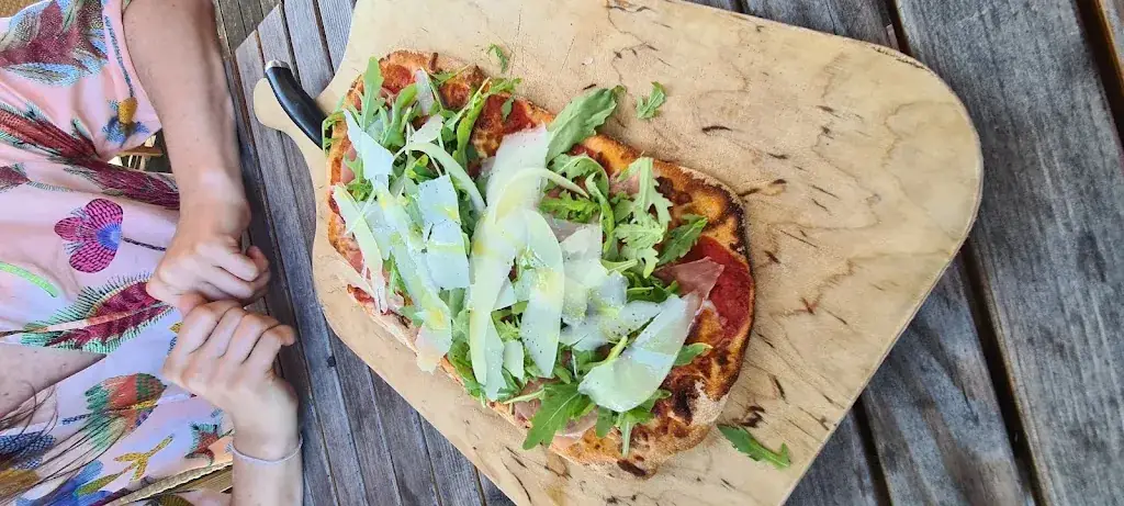 Heshantha CA_Bandlkramerey_Seewalchen_review