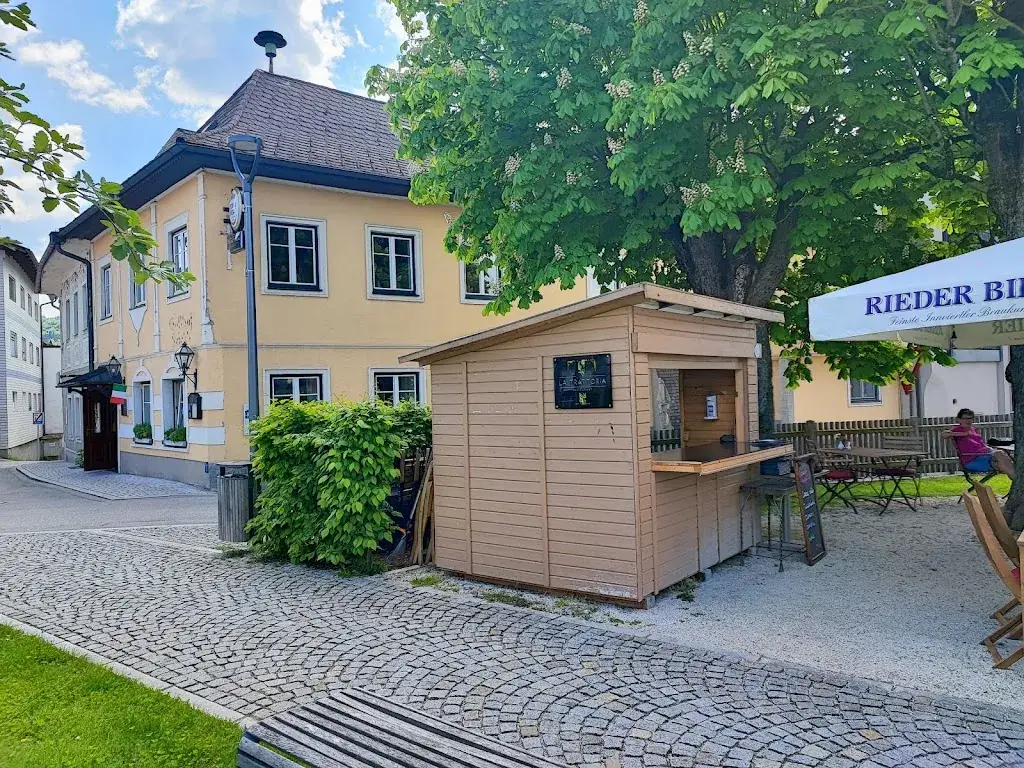 xyz zxy_Restaurant La Trattoria_Seewalchen_avis