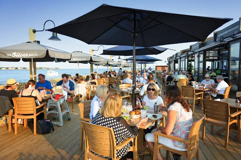 Nicky's on the Bay_Oslip_slider_image_1