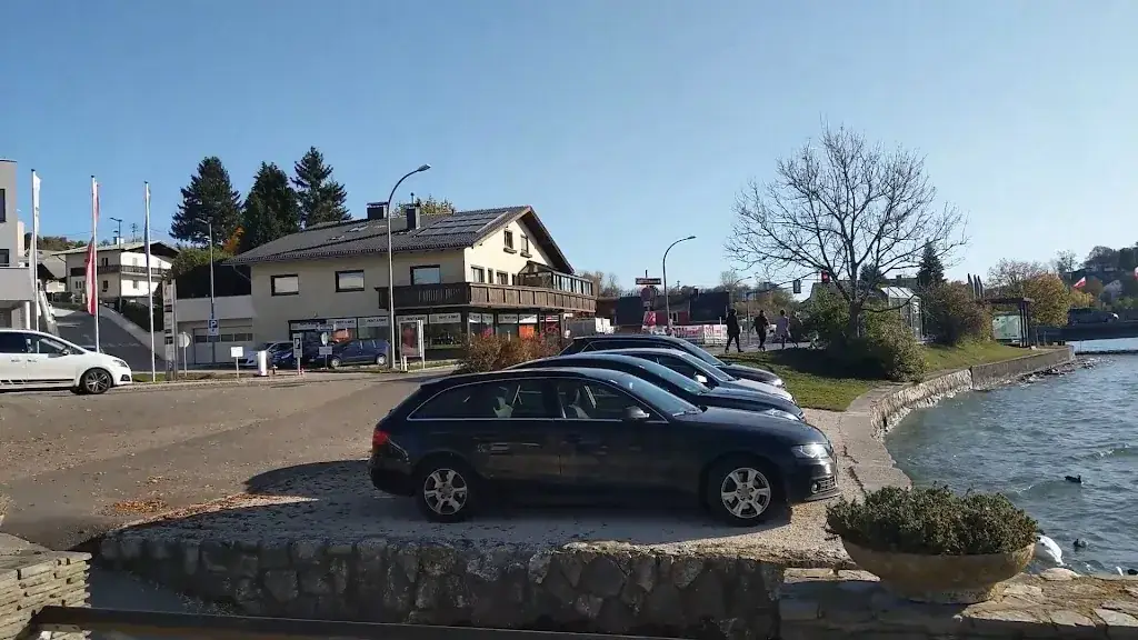 Hotel Restaurant Häupl restaurant in Seewalchen