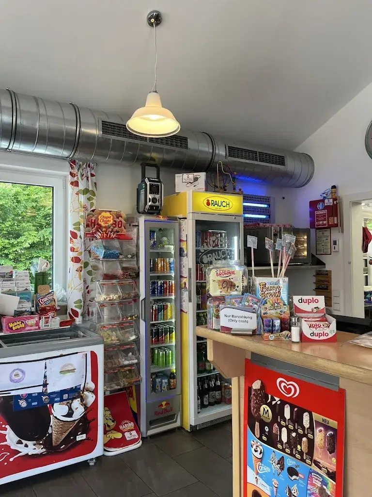 shunya kornmatitsuk_Bahnhof Strobl Buffet_Strobl_review