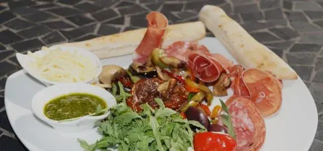 Carl-Zone_Strobl_slider_image_3