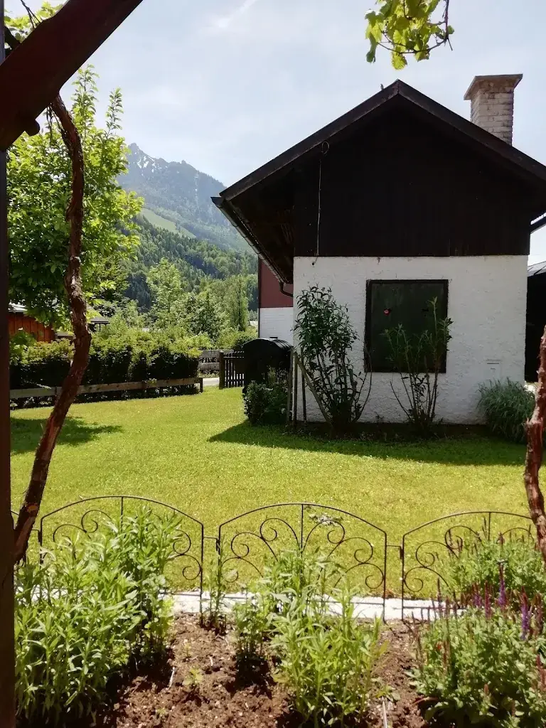 Susana Vale_Landgasthof Weissenbach_Strobl_review