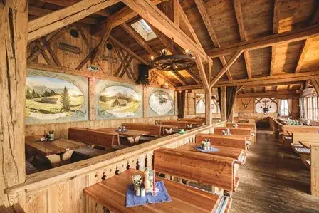 Dorf-Alm zu St. Wolfgang ristorante a Strobl