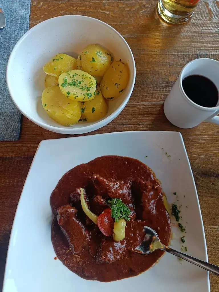 Aleksandra Susek_Enzianhütte_Thumersbach_review