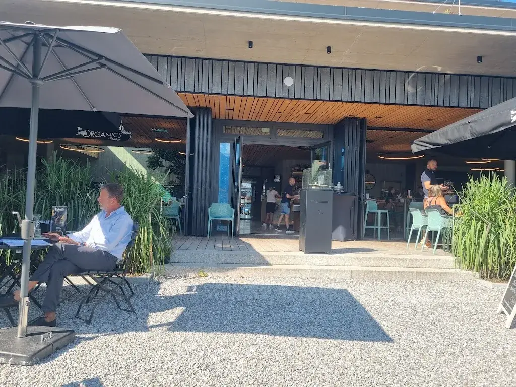 Seecamp Restaurant by Rudi Eder_Thumersbach_slider_image_3