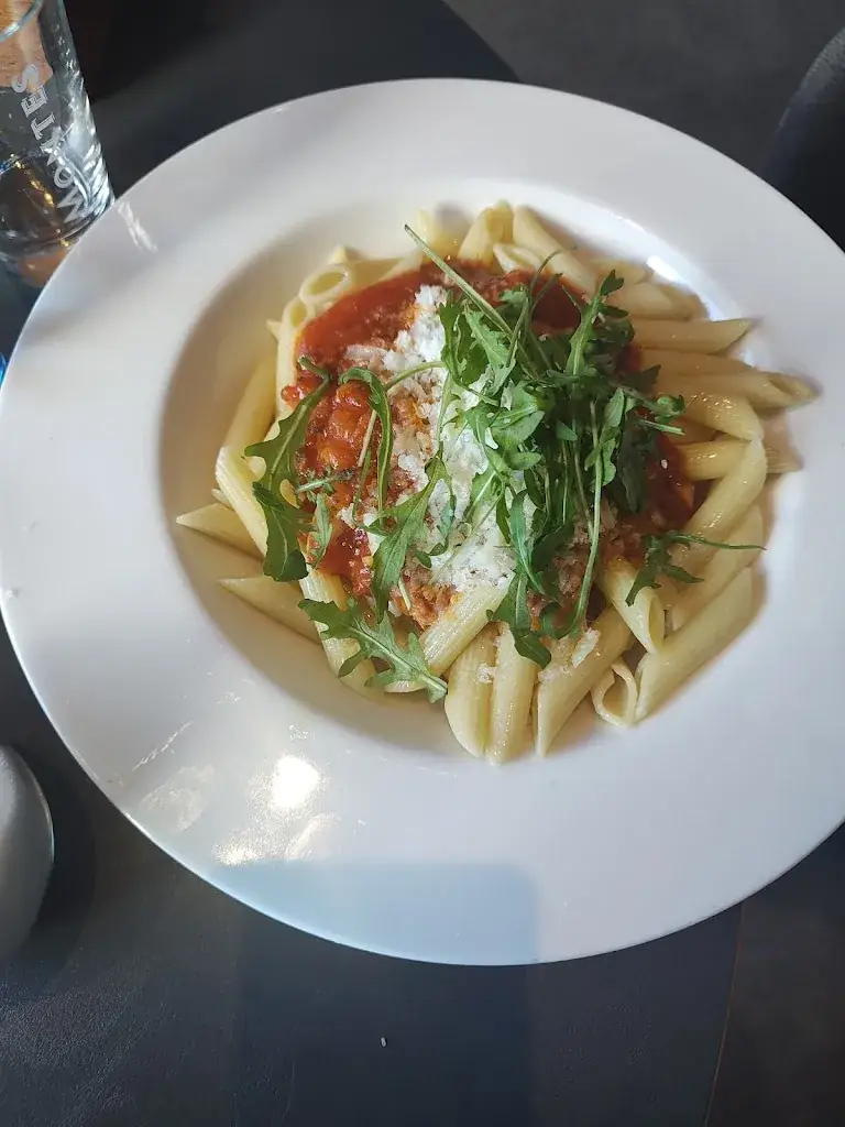 Dian Maskoen Losso_die Talstation_Untertauern_review