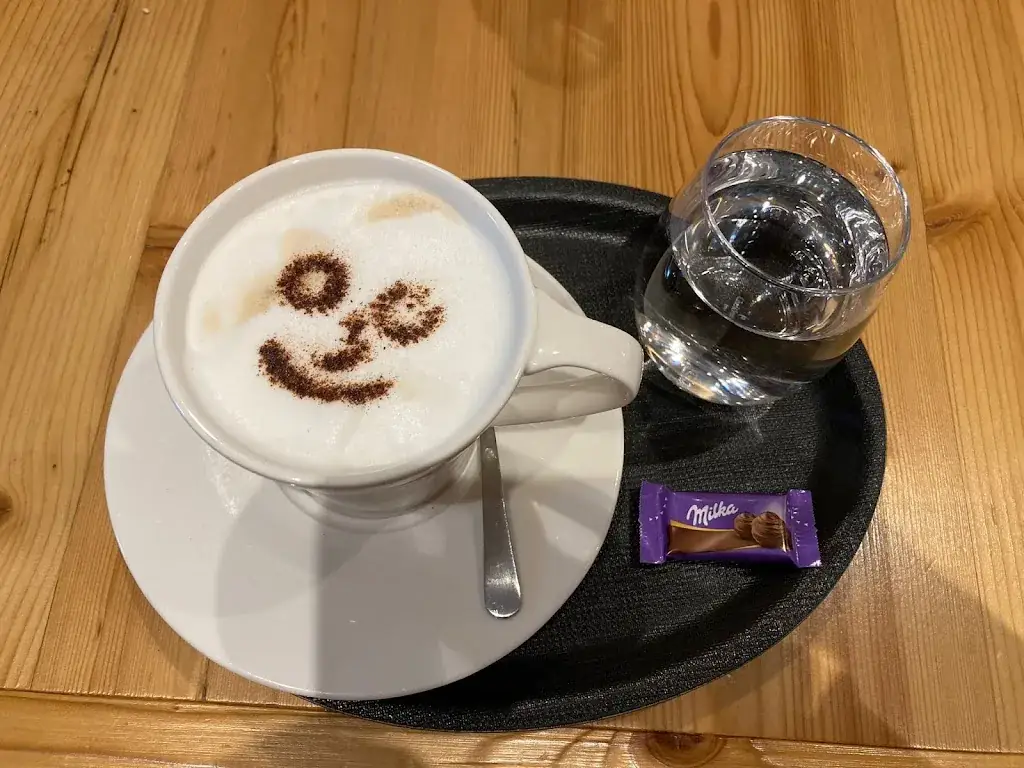 Mata Valovicova_die Talstation_Untertauern_review