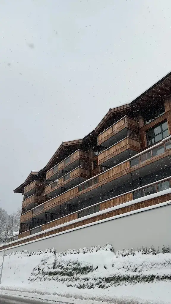 Martijn Henneau_Das Förstereck_Viehhofen_review