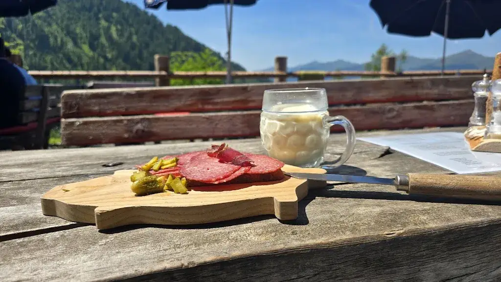 Joeri Laghuwitz_Unterbergalm_Walchen_avis