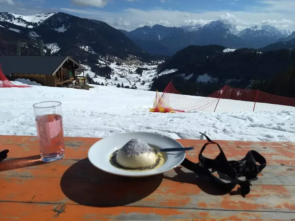 Dimitris_Jausenstation WildAlm_Unken_recensione