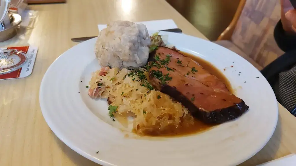 Adler Restaurant_Walserfeld_slider_image_1