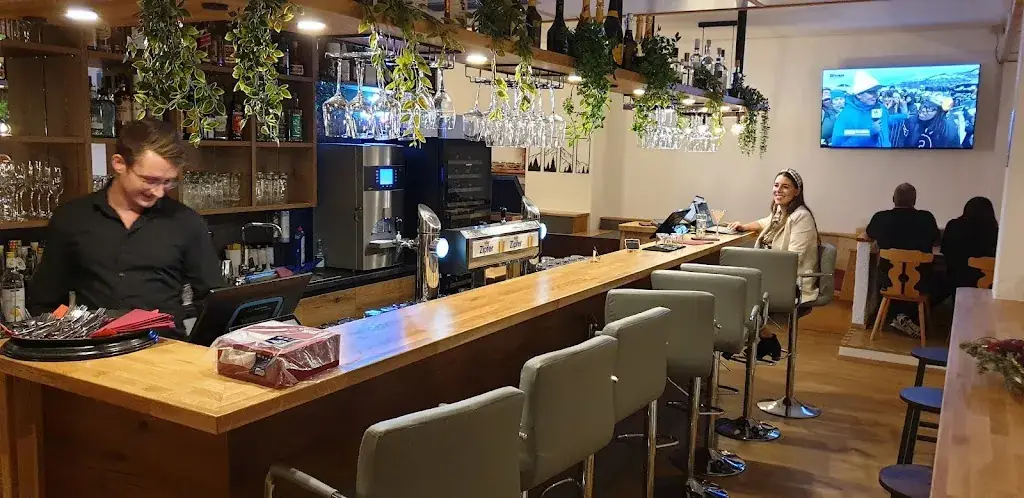 Restaurant Pizzeria Tauernglöckl restaurant in Tweng