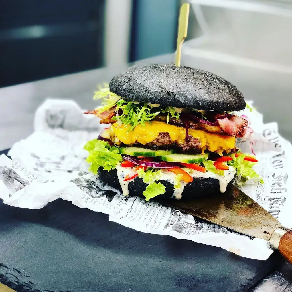 Lazy Flamingo Diner - American Restaurant & Bar_Tweng_slider_image_2