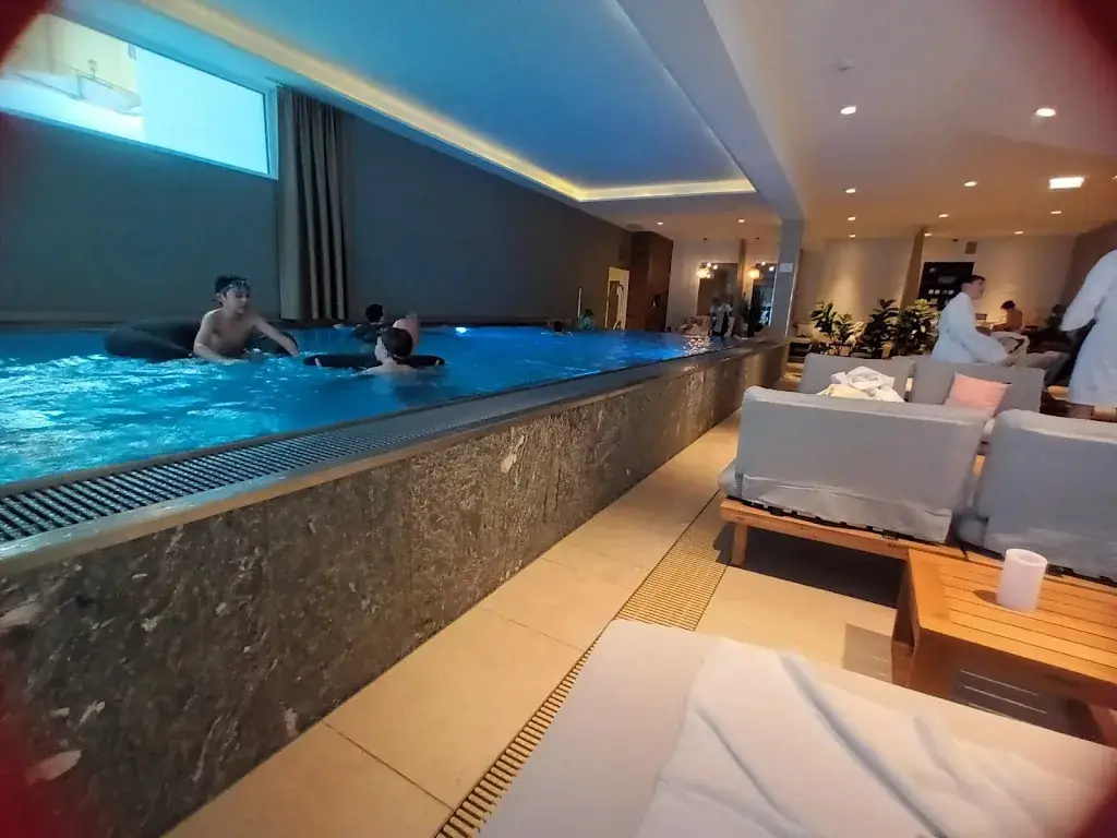 Hotel-Restaurant-Bar Taverne e.U._Tweng_slider_image_3