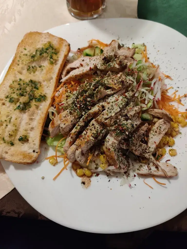 Inbal Cohen_Walder Kirchstub'n_Wald im Pinzgau_review