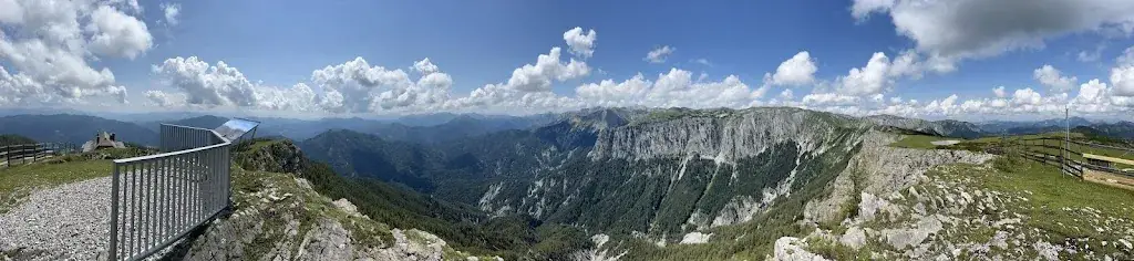 Andre Scherbakov_Schönleitenhaus_Aflenz Kurort_avis