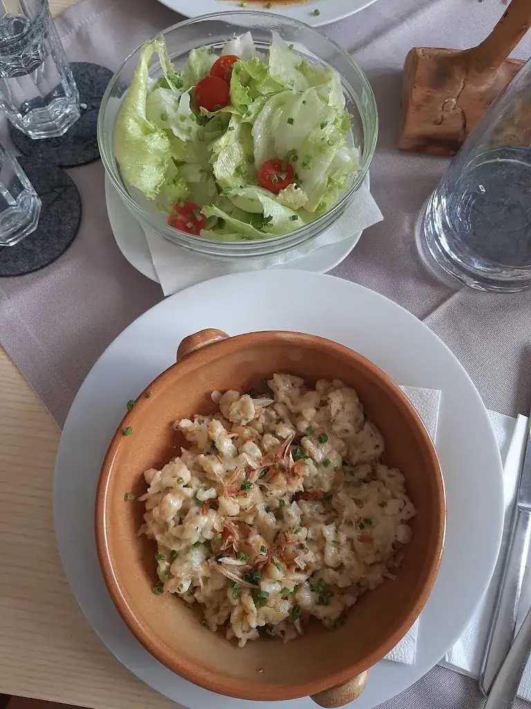 Ari García Moreno_Xeis Stubn_Admont_review