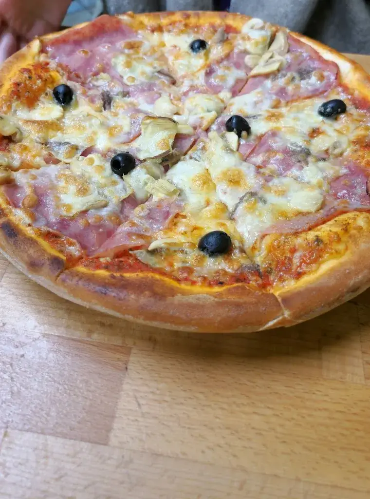 Mahlzeit Express Pizza und Kebap ristorante a Admont