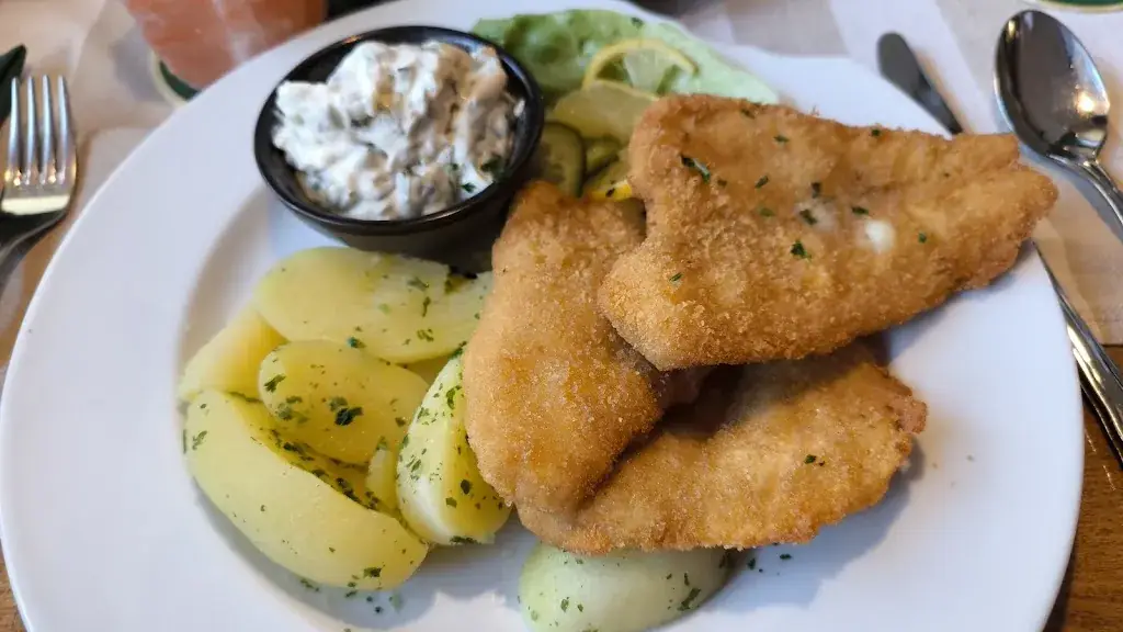 Erich Gößweiner_Park Cafe_Admont_review