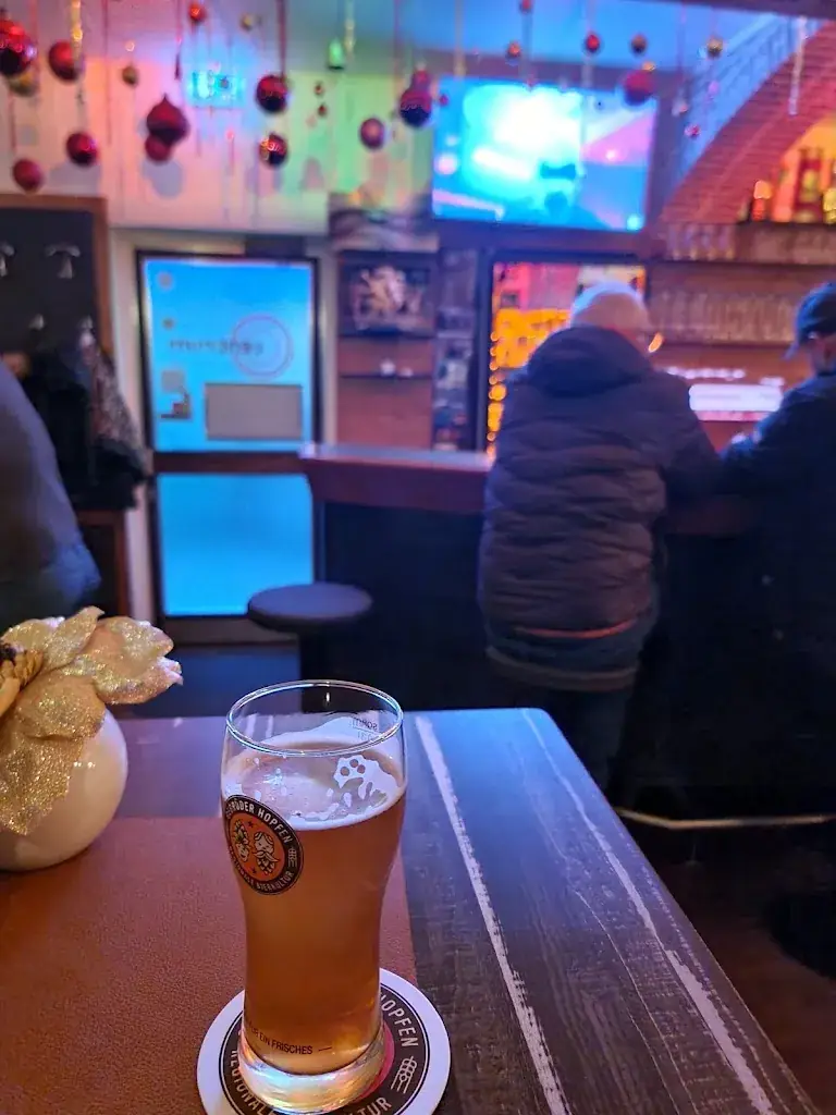 Dávid Horovský_Café-Pub CENTRUM_Admont_review