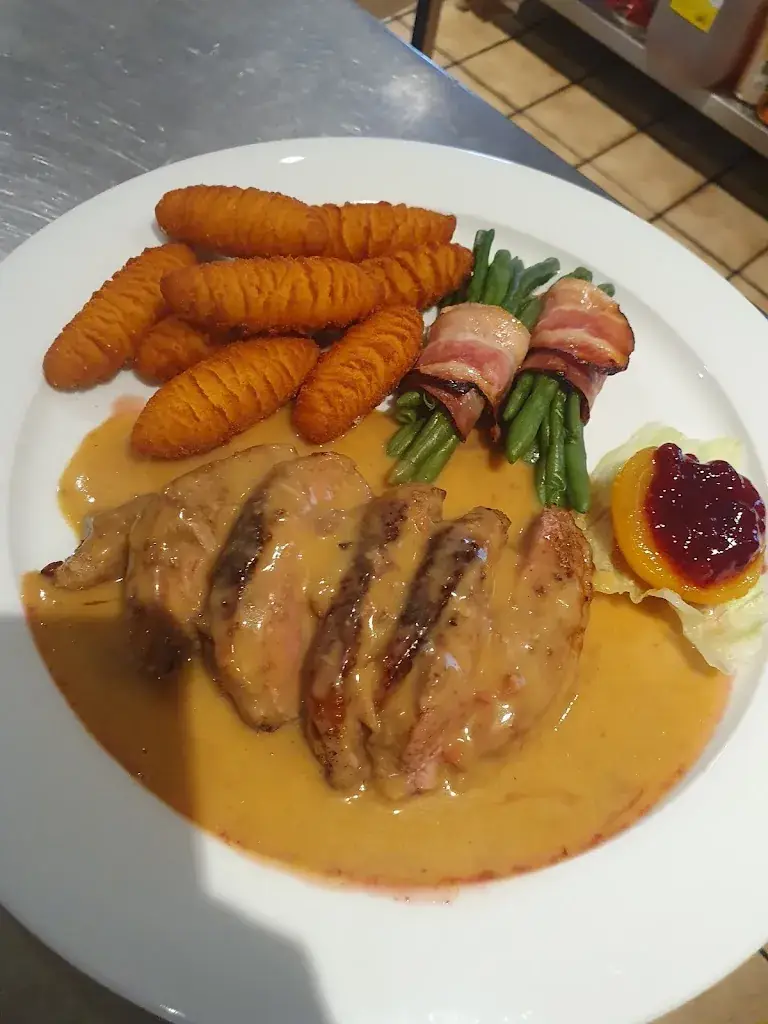 Karl Zechmann_Aigen im Ennstal_slider_image_2