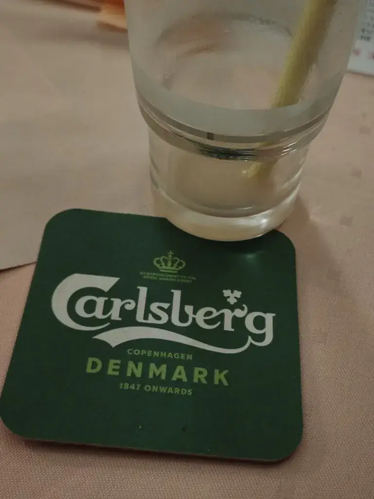 Ahabwe Judith_Dance Cafe and Restaurant Waldesruh_Albersdorf_recensione