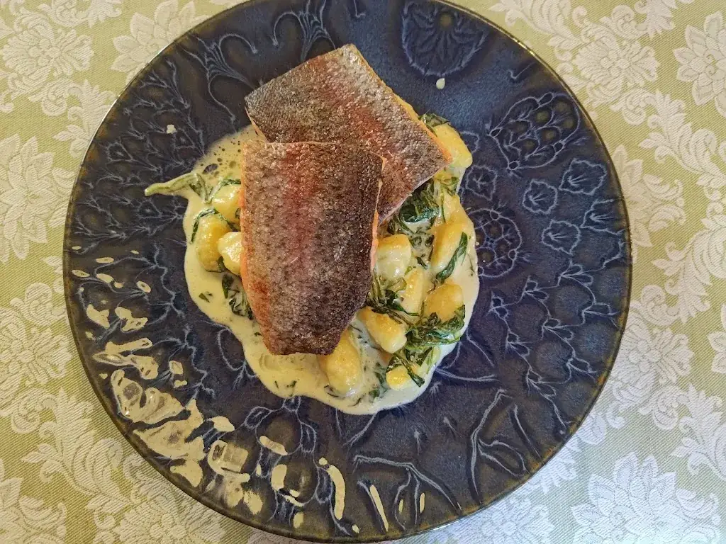 Peter Ďurica_Herberts Stubn Restaurant_Abtissendorf_avis