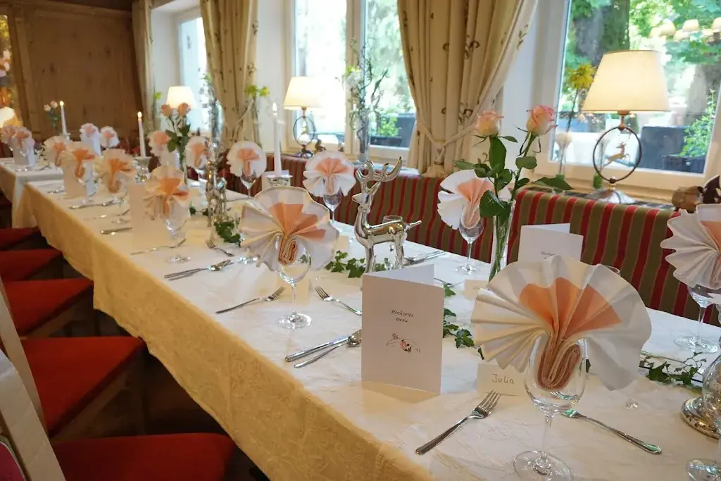 Gartenhotel Kloepferkeller restaurant in Aibl