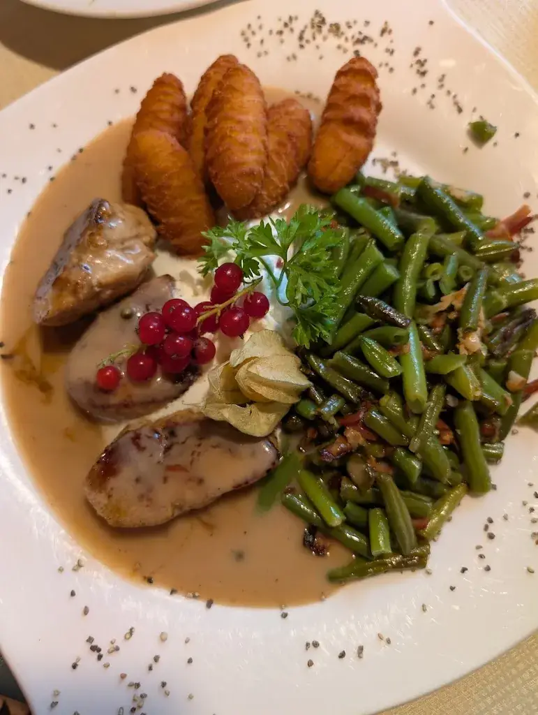 Shelly Sugarskull_Gasthaus Toplerhof Fam Neuhold_Aibl_review