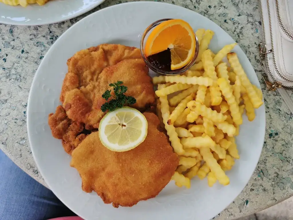 Menu_Karin's Treff_Ardning_image_2