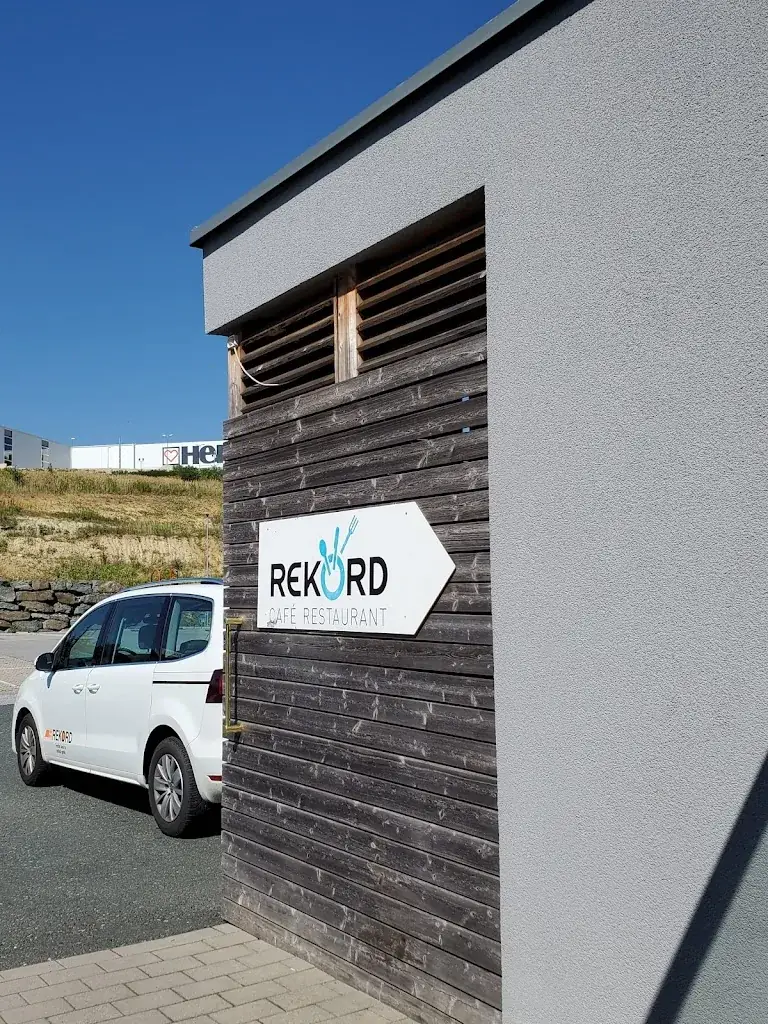 老张 in Chicago_Rekord Cafe-Restaurant_Pinkafeld_review