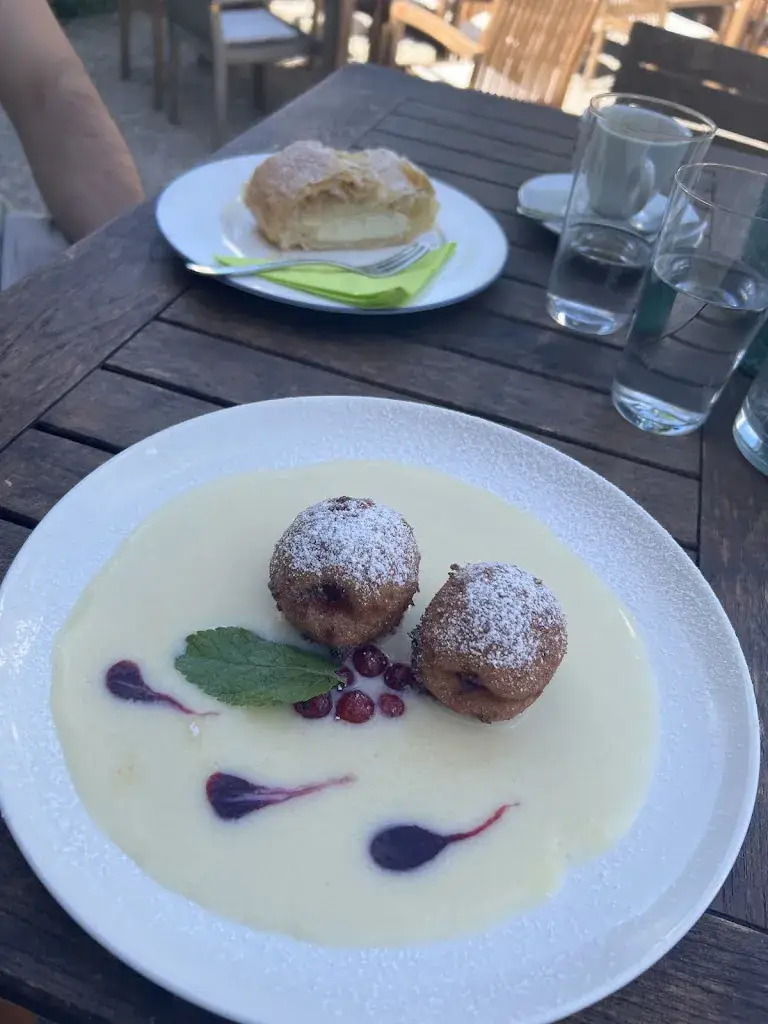 Roxana D_Kahlseneck_Altaussee_review