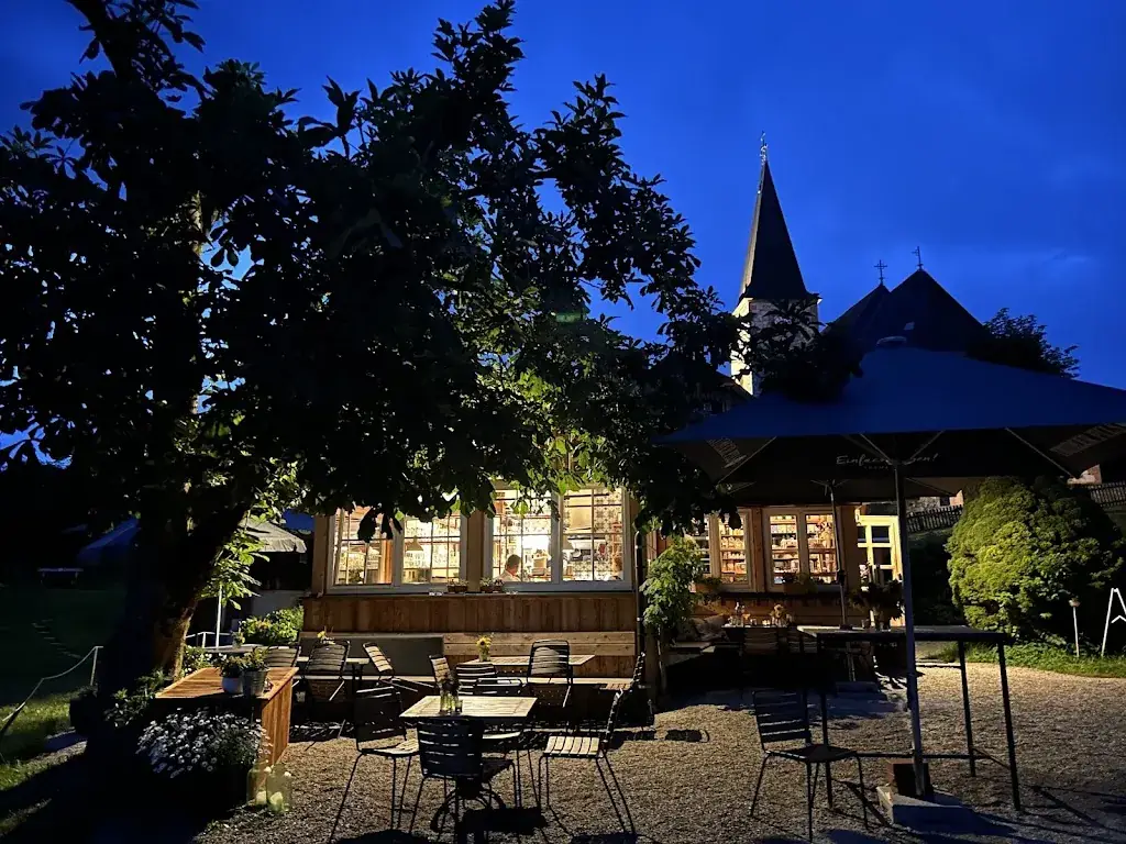 Sacha Noil_Refugium am See_Altaussee_review