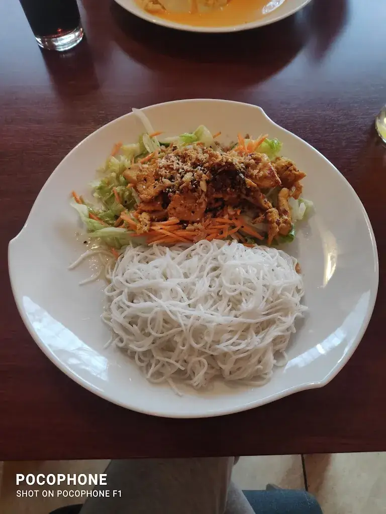 Tobiasz Salek_Viet Cousine_Arzberg_review