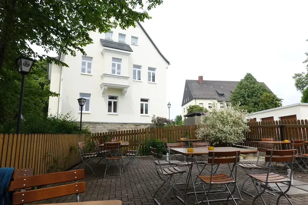 Zum Kirchenwirt ristorante a Arzberg