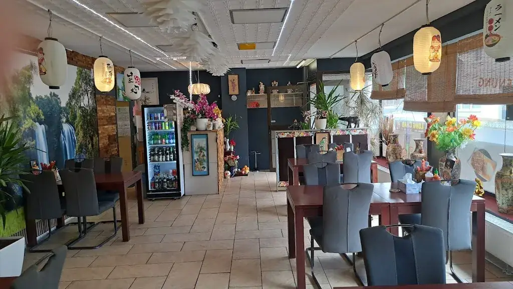 Asia Long Chau_Arzberg_slider_image_1