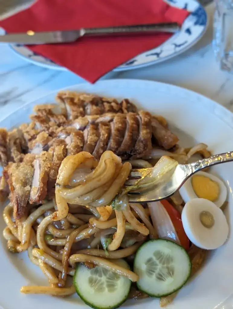 Frau Gieremund_ASIA BISTRO SCHLOTTENHOF_Arzberg_recensione