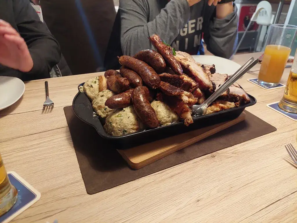 Menu_Zum Dorfplotz_Arzberg_immagine_3