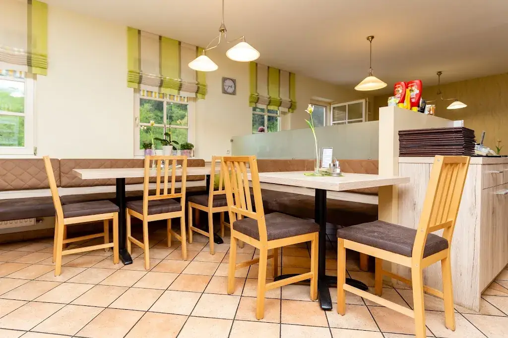 Zum Dorfplotz ristorante a Arzberg