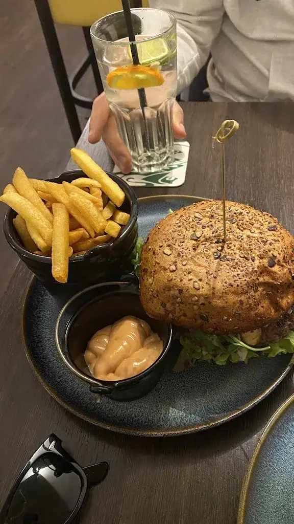 Ayça Kula_s'Gricht_Bad Aussee_review