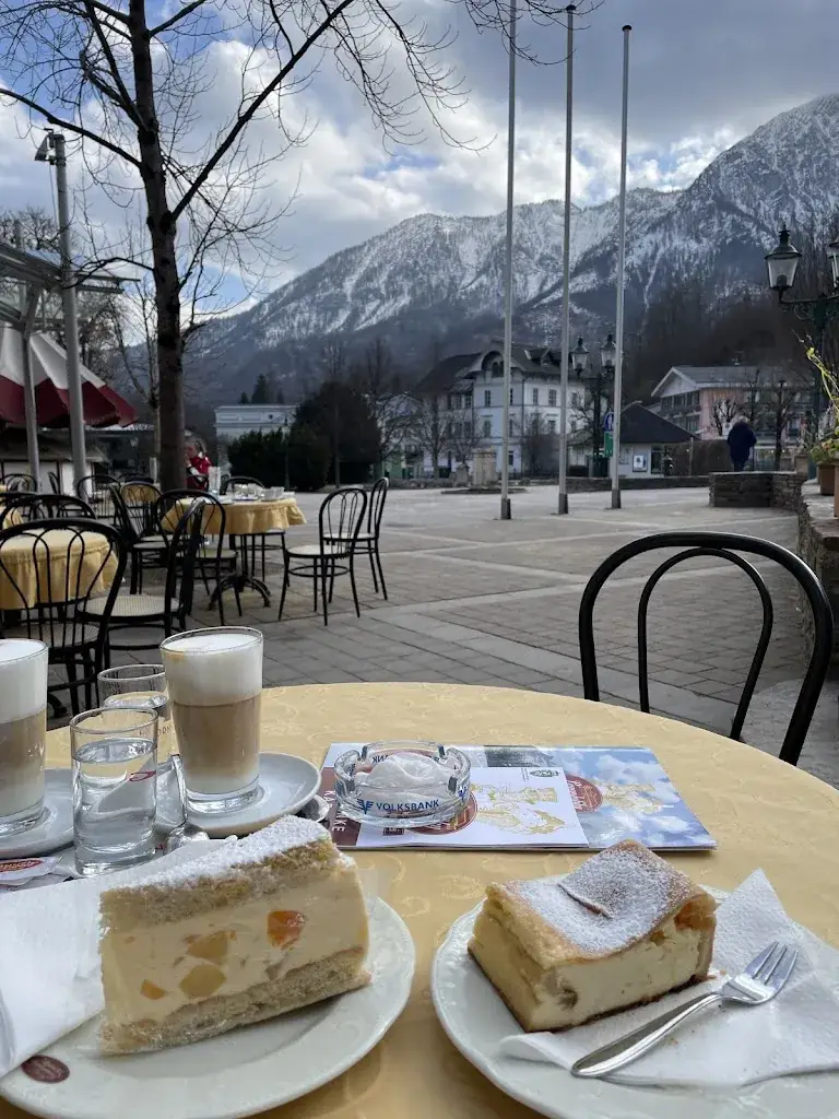 Asya Kosachova_Kurcafé-Konditorei Lewandofsky-Temmel_Bad Aussee_review