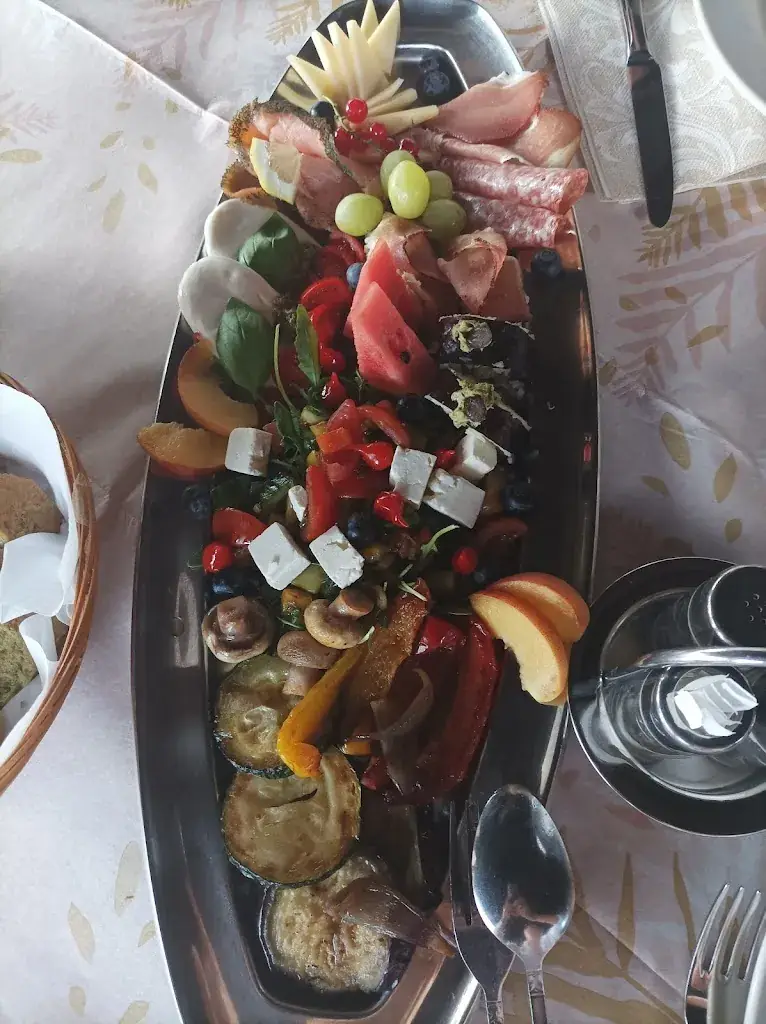 Menu_Gasthaus zum Kirchenwirt - Familie Stadtegger | Restaurant_Attendorf_image_8