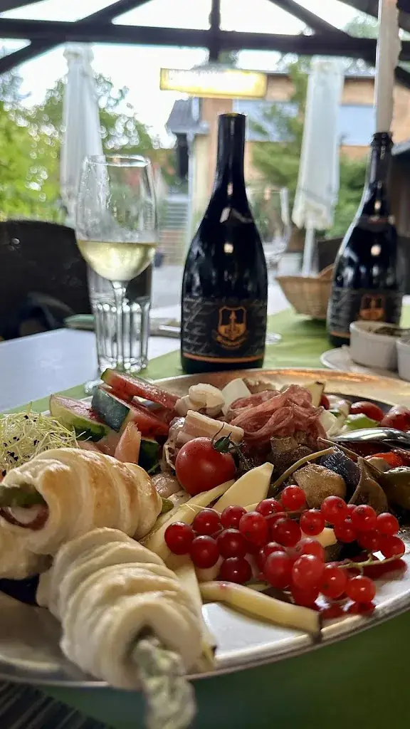 Manuel Kleinböck_Gasthaus zum Kirchenwirt - Familie Stadtegger | Restaurant_Attendorf_review