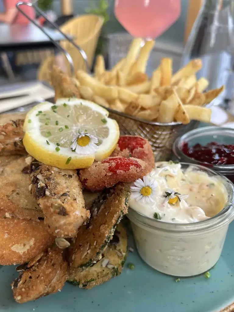 Allesha Song_Wirtshaus Thorbauer_Attendorf_review