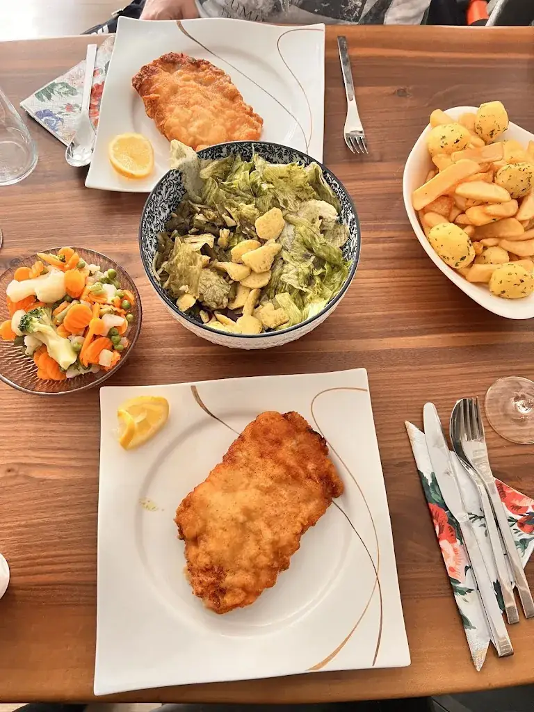 Bianca Lackner-Wohlgemuth_Gasthaus Gutschi_Attendorf_review